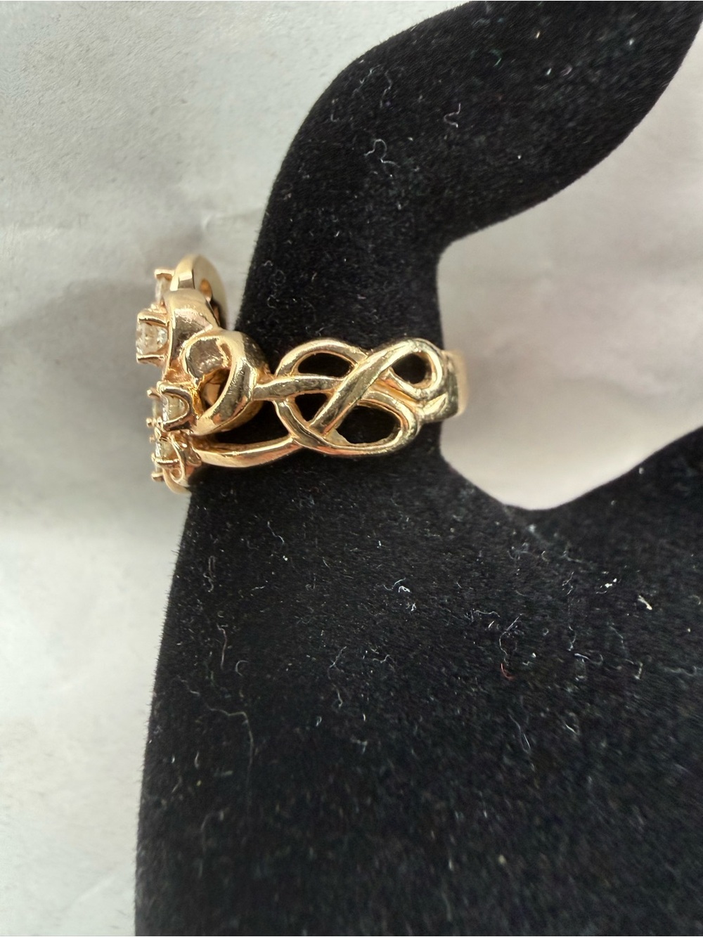 Gold Floral Cluster Ring with 8 Diamonds - Women's Gold Ring - Picture 3 of 6